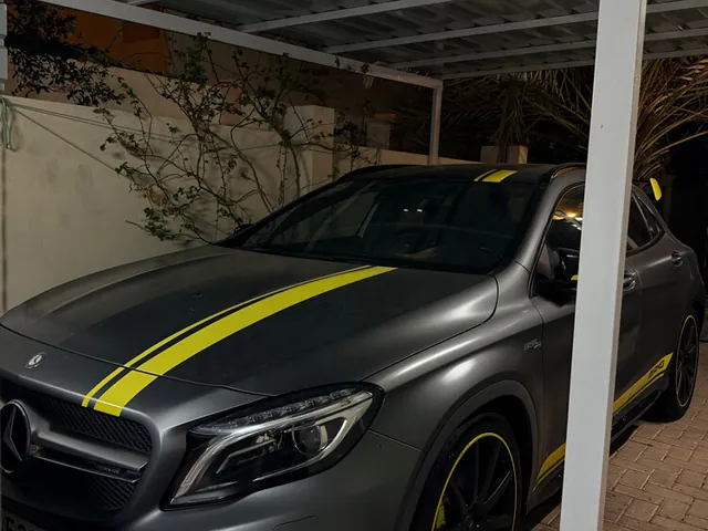 صورة 2015 مرسيدس-بنز GLA 45 AMG