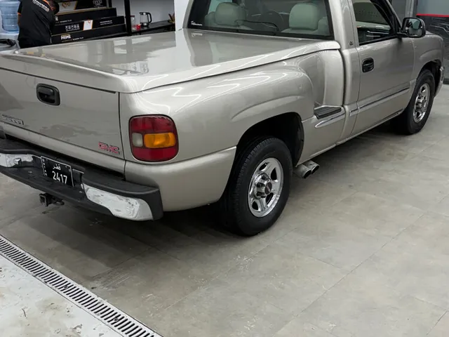 صورة 2001 جي إم سي سييرا 1500