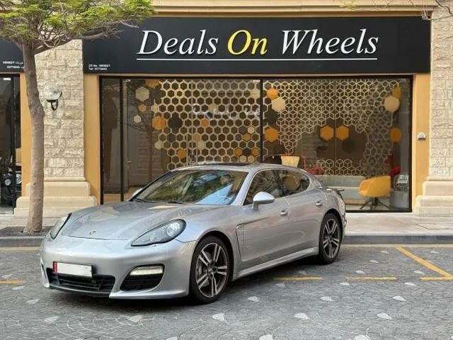 Photo of 2012 Porsche Panamera 4S