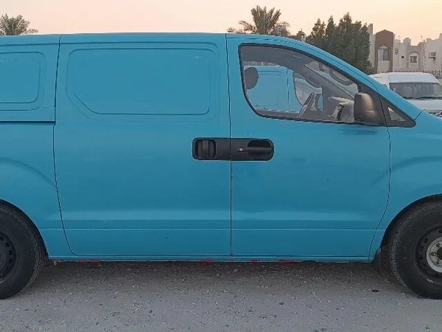 صورة 2018 هيونداي H-1