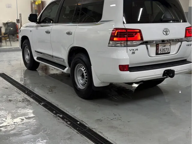 Photo of 2019 Toyota Land Cruiser VXR