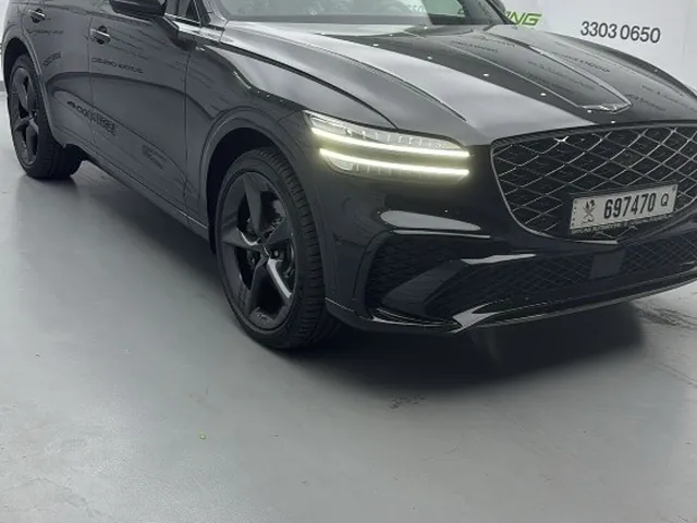 Photo of 2025 Genesis GV70