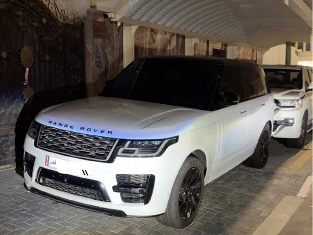 صورة 2018 رنج روڤر رنج روڤر فوغ SE سوبرتشارج