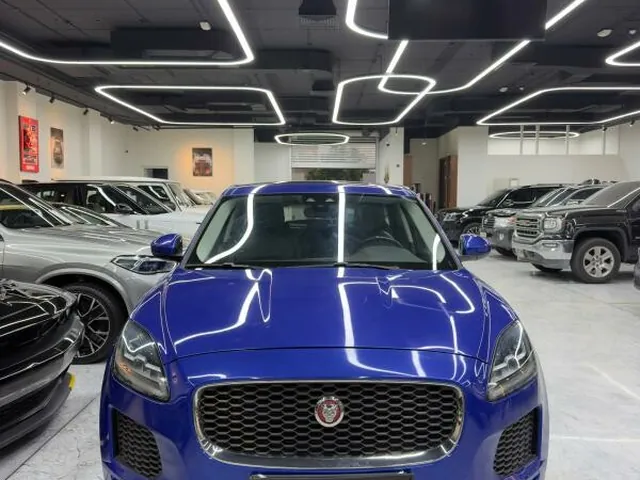 صورة 2019 جاكوار E-Pace