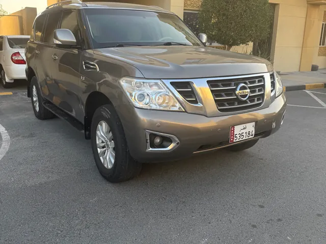 صورة 2014 نيسان باترول SE