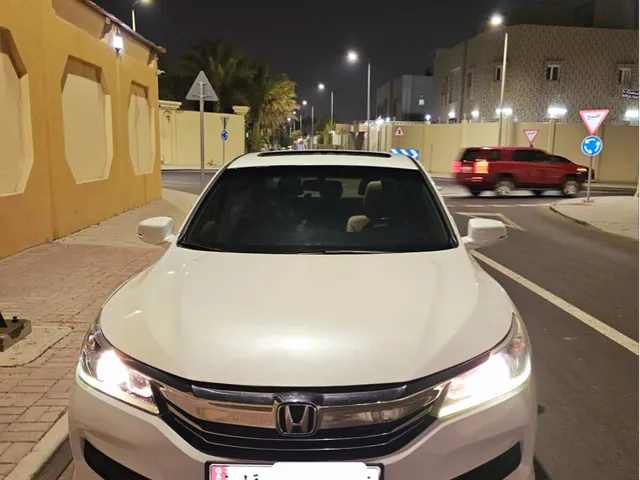 صورة 2017 هوندا أكورد EX-L