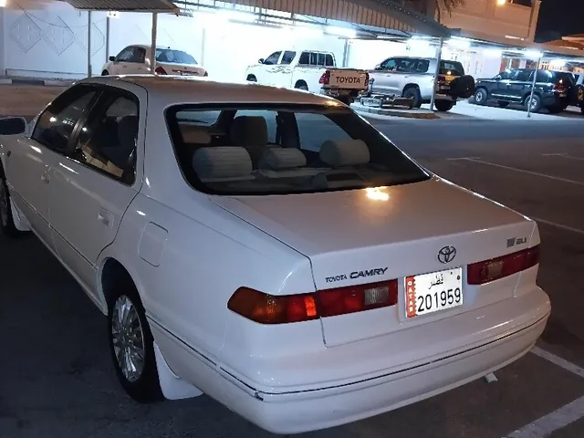 Photo of 2000 Toyota Camry