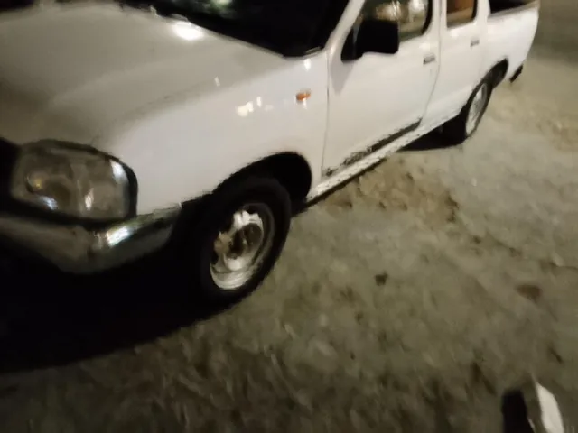 Photo of 2008 Nissan Pickup