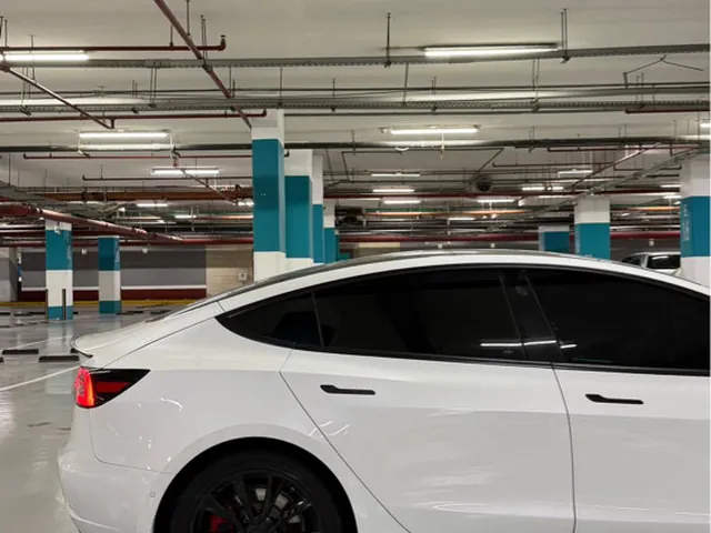 صورة 2020 تيسلا Model 3 لونج رينج