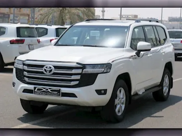 Photo of 2024 Toyota Land Cruiser GXR