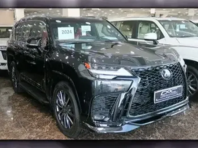 صورة 2024 لكزس LX 600 اف سبورت