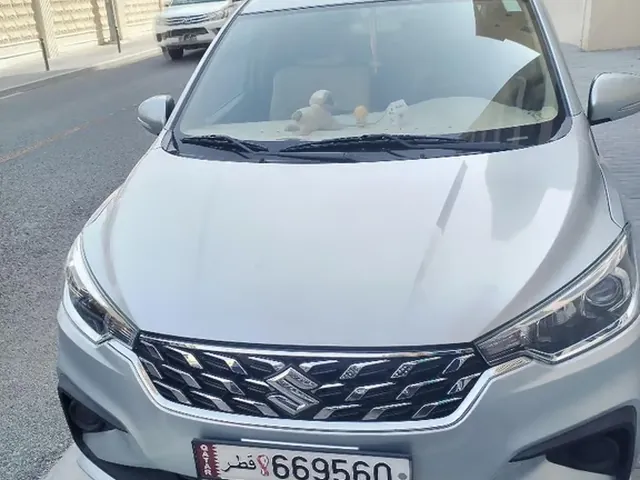 صورة 2023 سوزوكي إرتيغا