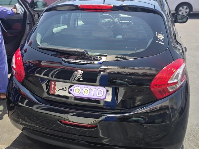 صورة 2013 بيجو 208