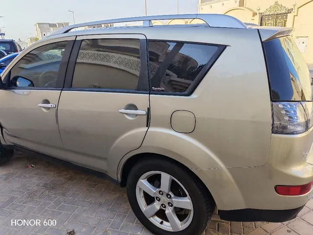 Photo of 2008 Mitsubishi Outlander