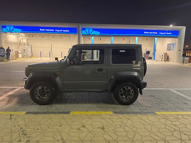 صورة 2025 سوزوكي جيمني
