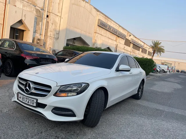 صورة 2015 مرسيدس-بنز C 180