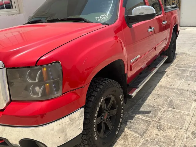 Photo of 2010 GMC Sierra 1500