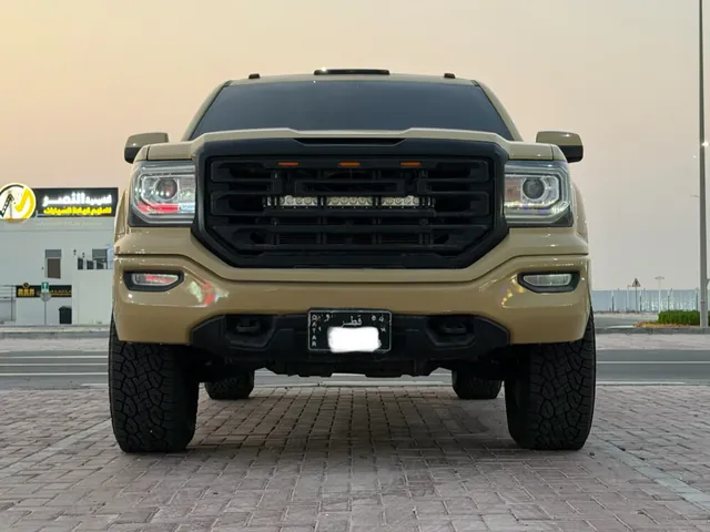 Photo of 2017 GMC Sierra 1500 SLE