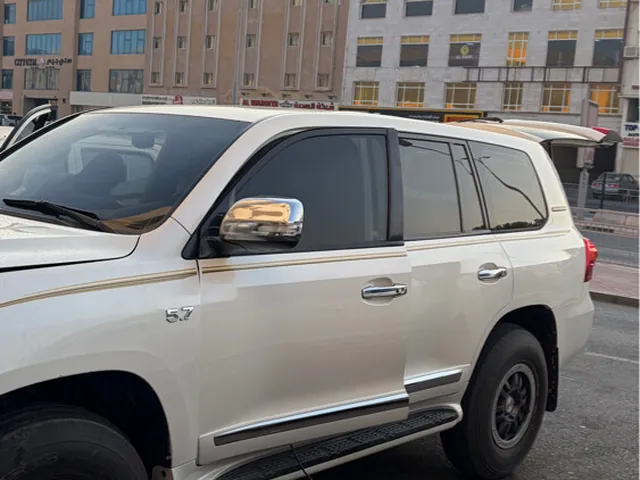 Photo of 2012 Toyota Land Cruiser VXR