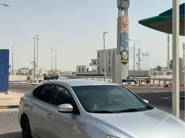 صورة 2014 نيسان سنترا