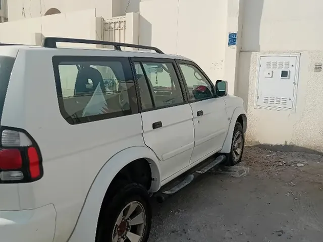 صورة 2008 ميتسوبيشي كولت