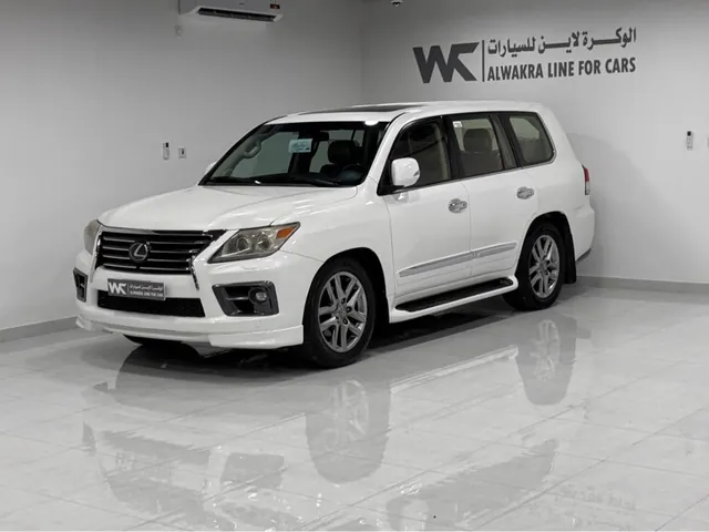 Photo of 2014 Lexus LX 570