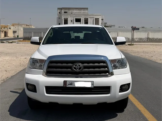 صورة 2012 تويوتا سيكويا