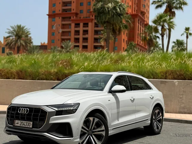 Photo of 2019 Audi Q8 S-Line