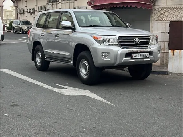 Photo of 2012 Toyota Land Cruiser GXR