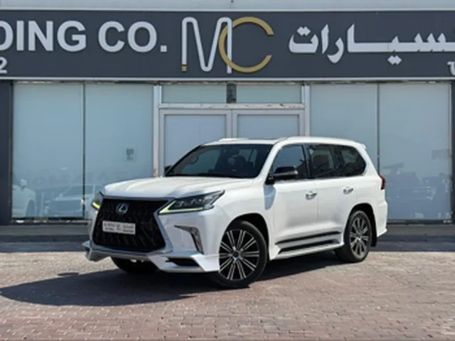 صورة 2017 لكزس LX 570 S