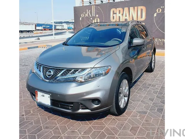 Photo of 2012 Nissan Murano LE