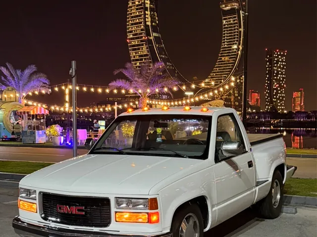 صورة 1992 جي إم سي سييرا 1500