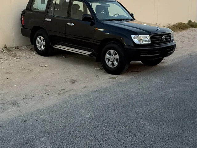 Photo of 2003 Toyota Land Cruiser G