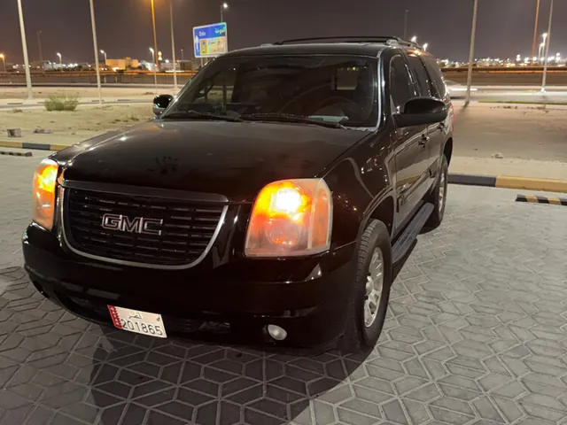 Photo of 2008 GMC Yukon Denali