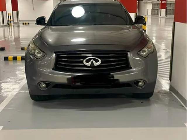 Photo of 2016 Infiniti Q70 S