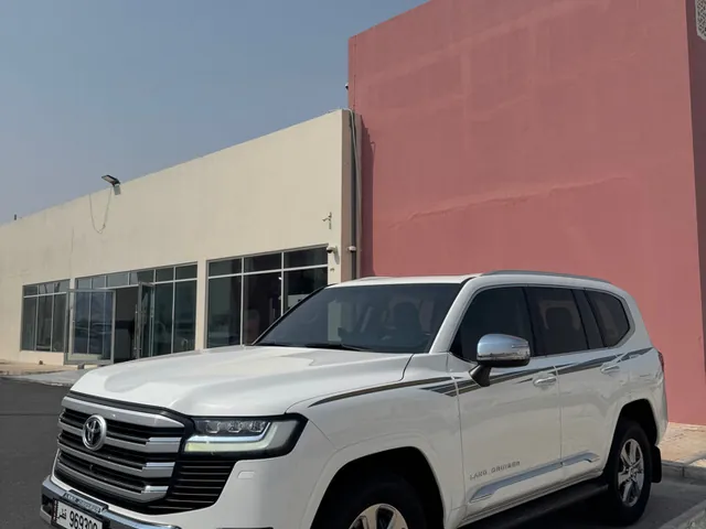 Photo of 2024 Toyota Land Cruiser VX