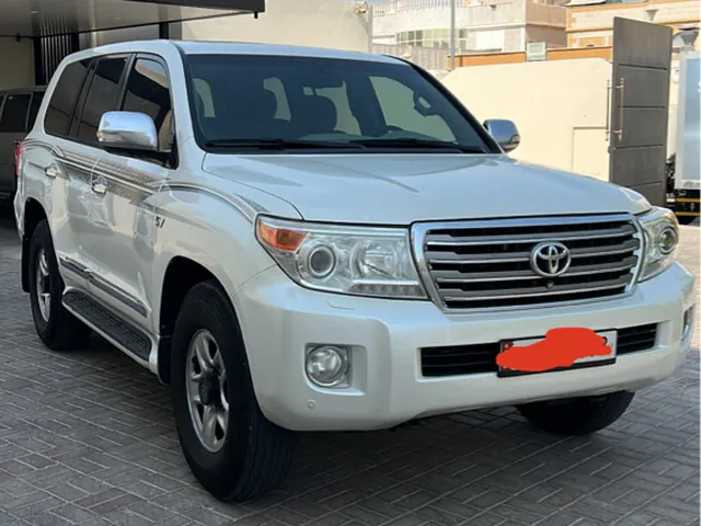 Photo of 2013 Toyota Land Cruiser VXR