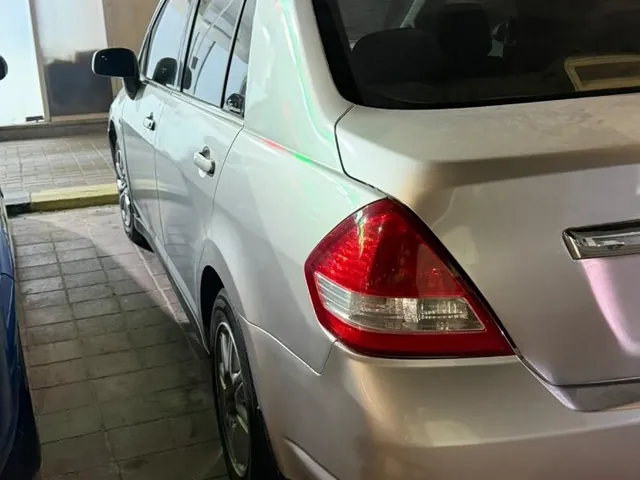Photo of 2009 Nissan Tiida
