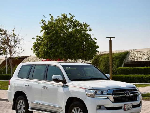 Photo of 2021 Toyota Land Cruiser GXR
