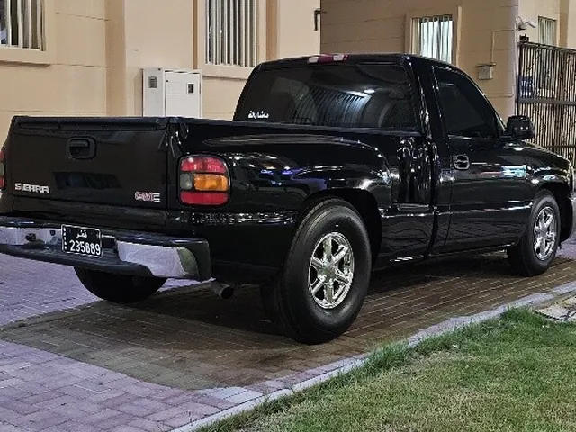 Photo of 2006 GMC Sierra 1500