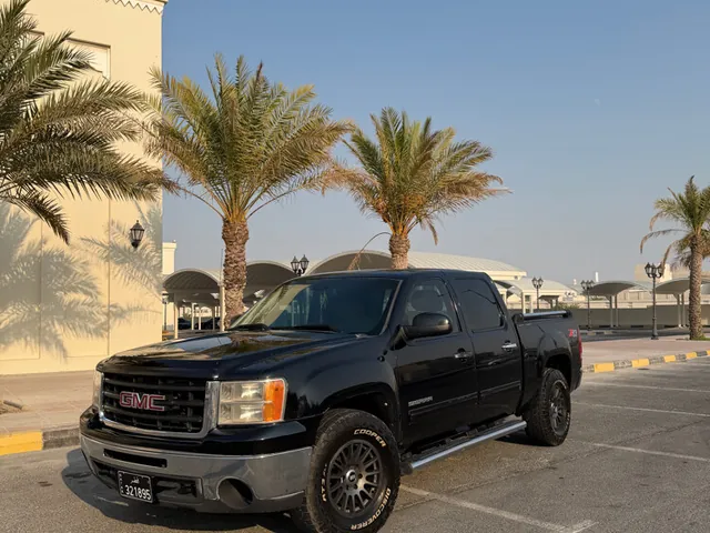 Photo of 2010 GMC Sierra 1500