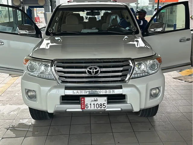 Photo of 2014 Toyota Land Cruiser GXR