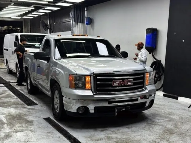 Photo of 2012 GMC Sierra 1500