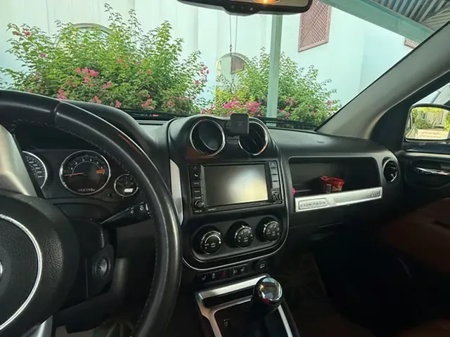 صورة 2017 جيب كومباس ليميتد