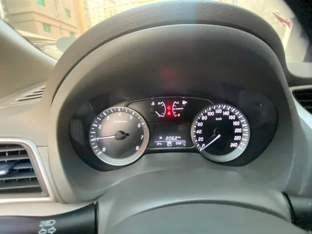 صورة 2014 نيسان سنترا