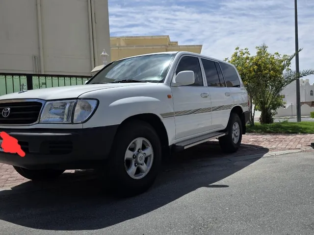 Photo of 2001 Toyota Land Cruiser GX