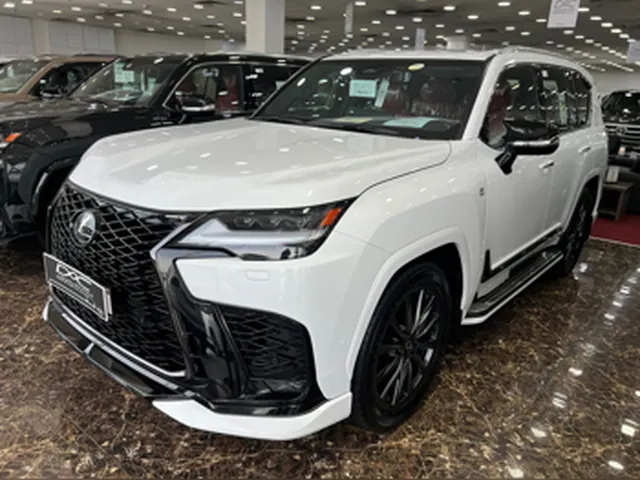 Photo of 2025 Lexus LX 700h