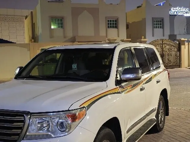 Photo of 2015 Toyota Land Cruiser GXR