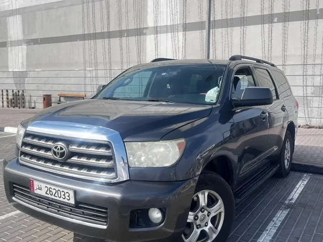 Photo of 2015 Toyota Sequoia