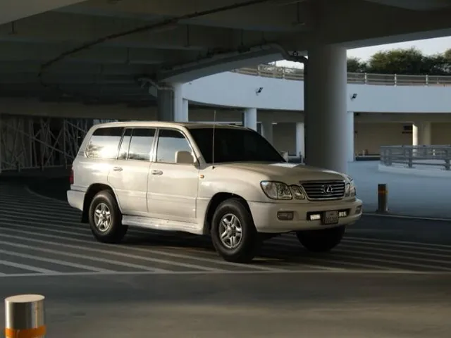 صورة 2006 لكزس LX 470